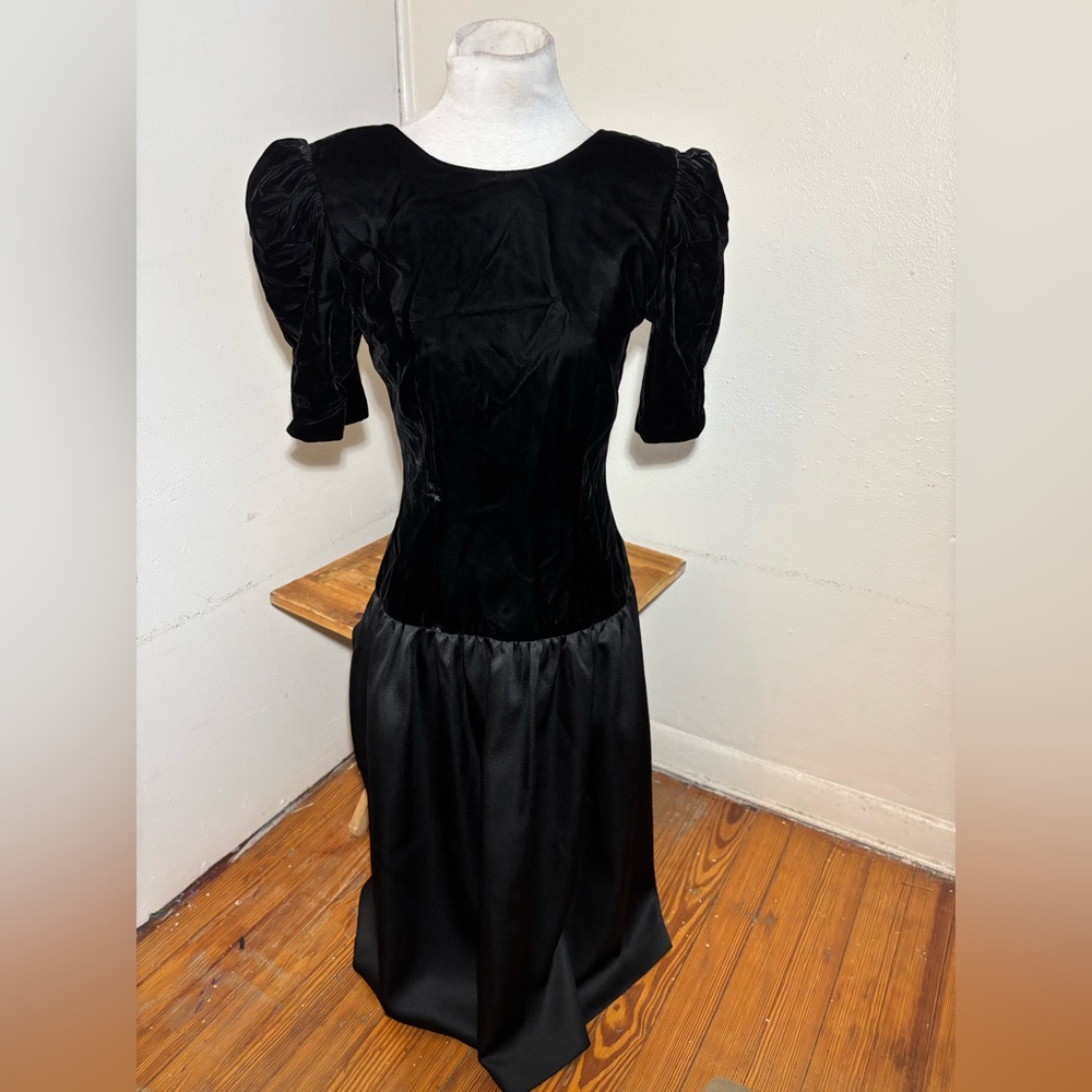 Jennifer Moore Velvet Satin Evening Dress